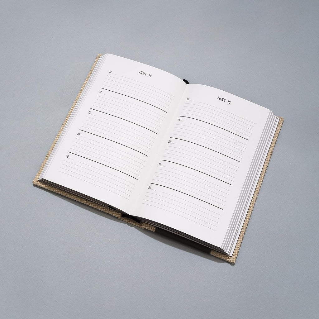 Canvas One Line a Day: a Five-Year Memory Book (Yearly Memory Journal and Diary, Natural Canvas Cover)